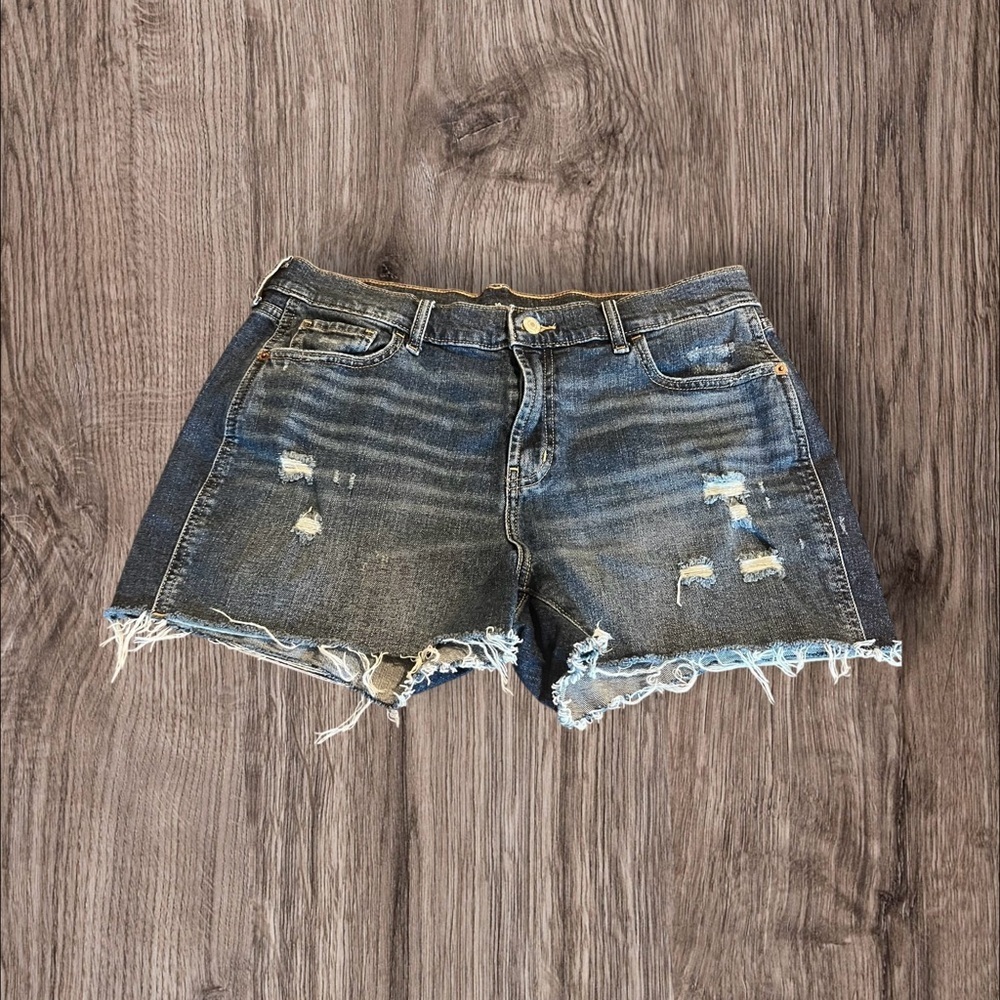 Old Navy Mid Rise Boyfriend Denim Jean Cut Off Fringed Distressed Shorts Size 10